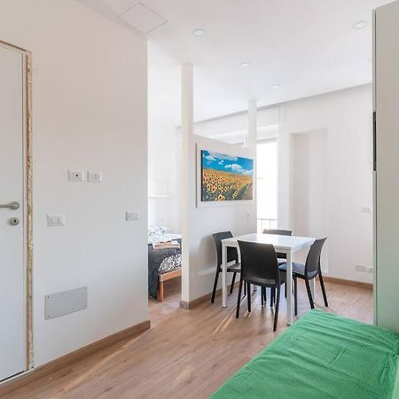 Cimiano Suite 22, New Apartment Milánó Kültér fotó
