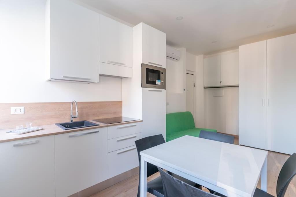 Cimiano Suite 22, New Apartment Milánó Kültér fotó