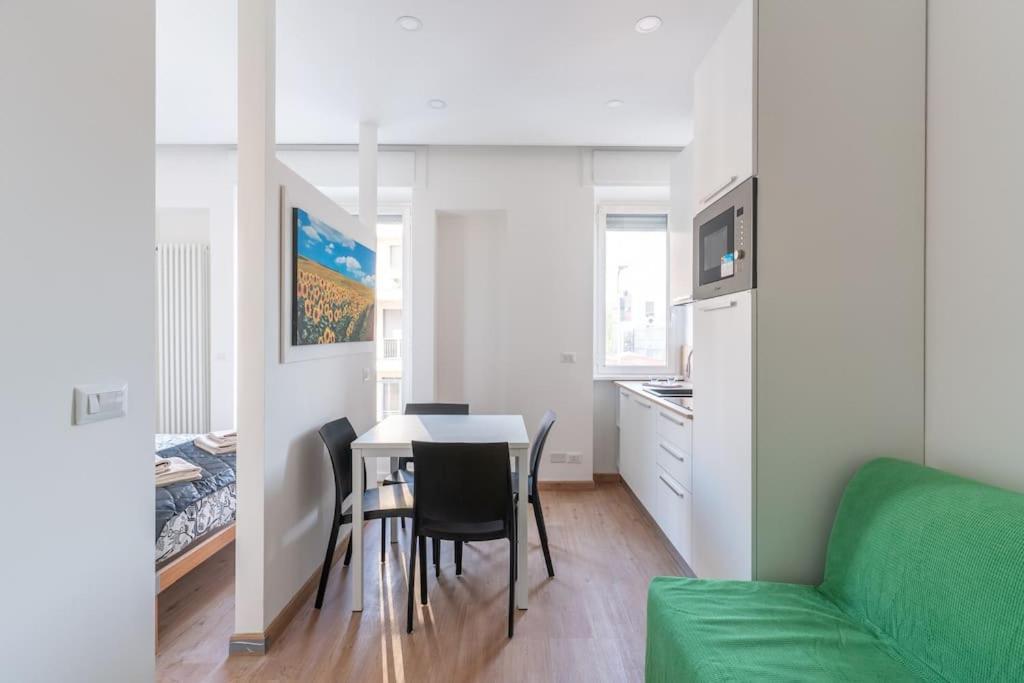 Cimiano Suite 22, New Apartment Milánó Kültér fotó